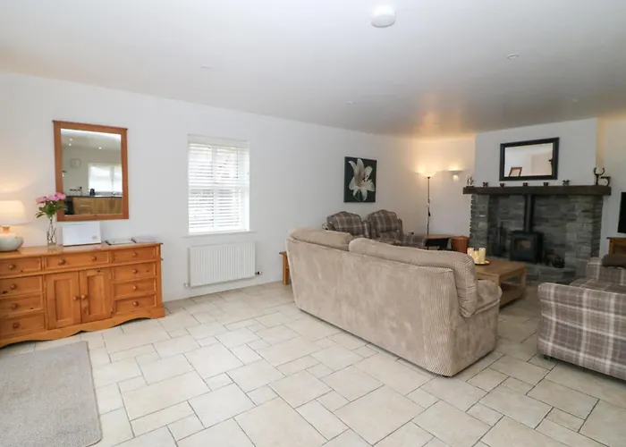 Rock Lawn Glanbannoo Upper